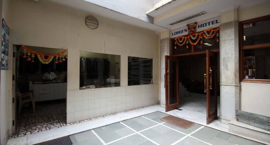 Lords Hotel, New Delhi 5